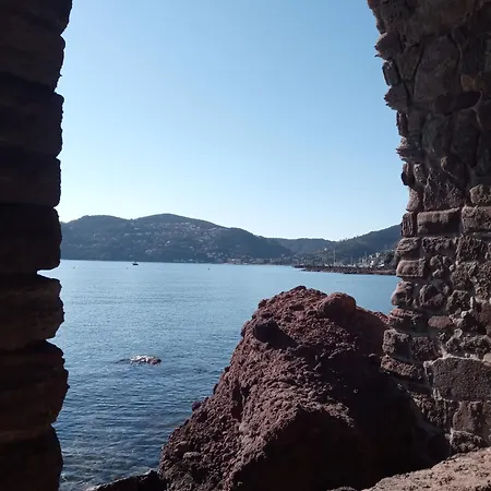 アパート Studio Mandelieu-La-Napoule *